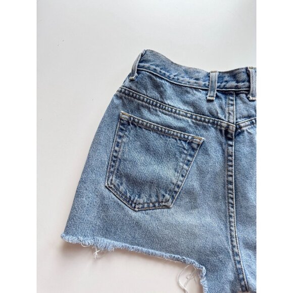 Vintage 90s GUESS Light Mid Wash High Rise Denim Cut-Off Shorts, Size 29 - Picture 5 of 9